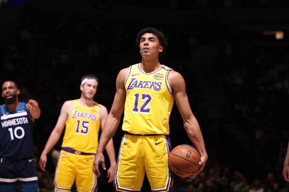 色表现不仅 色表现不仅